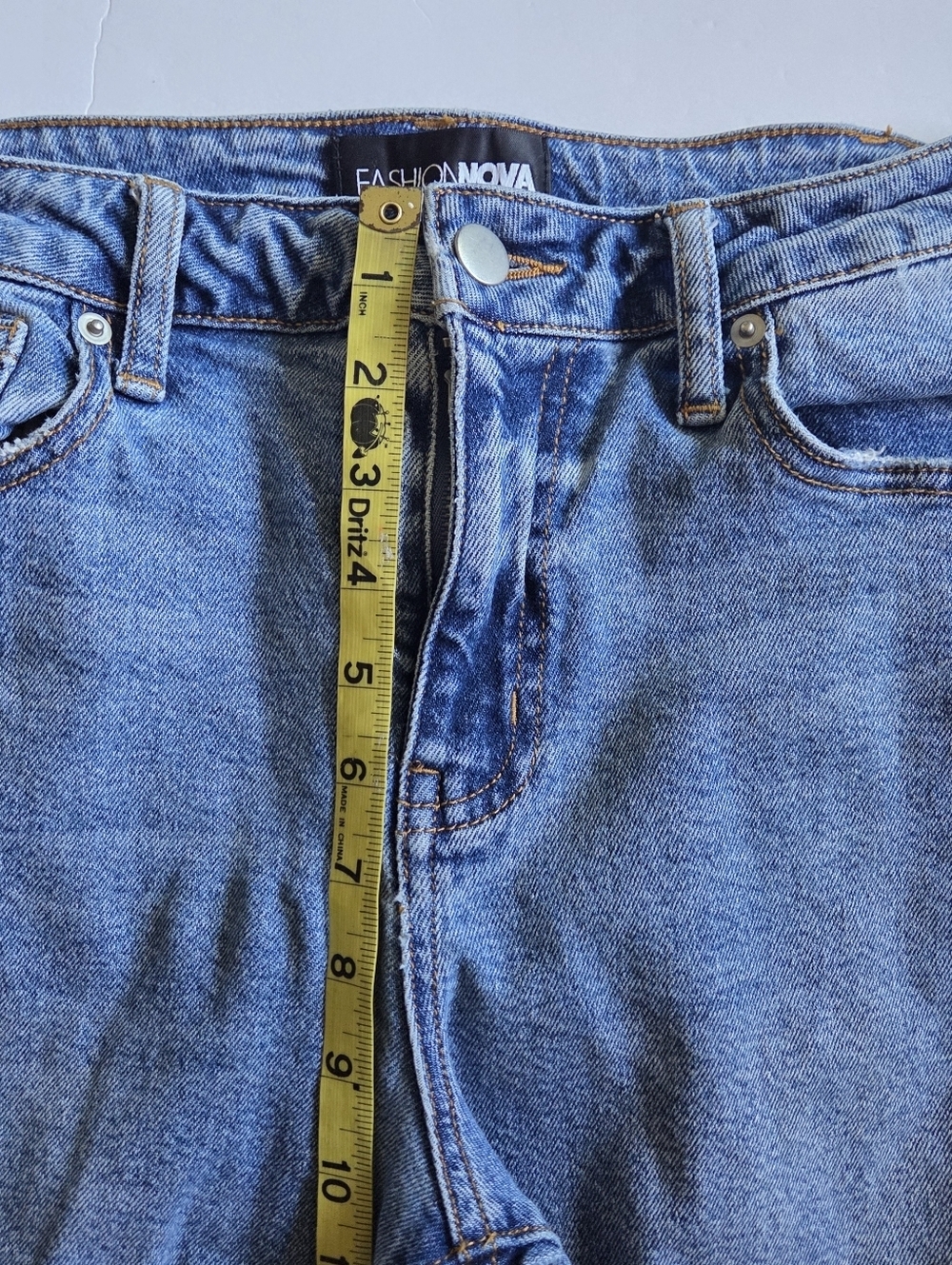Classic Blue Distressed Women's Jeans - Picture 4 of 6
